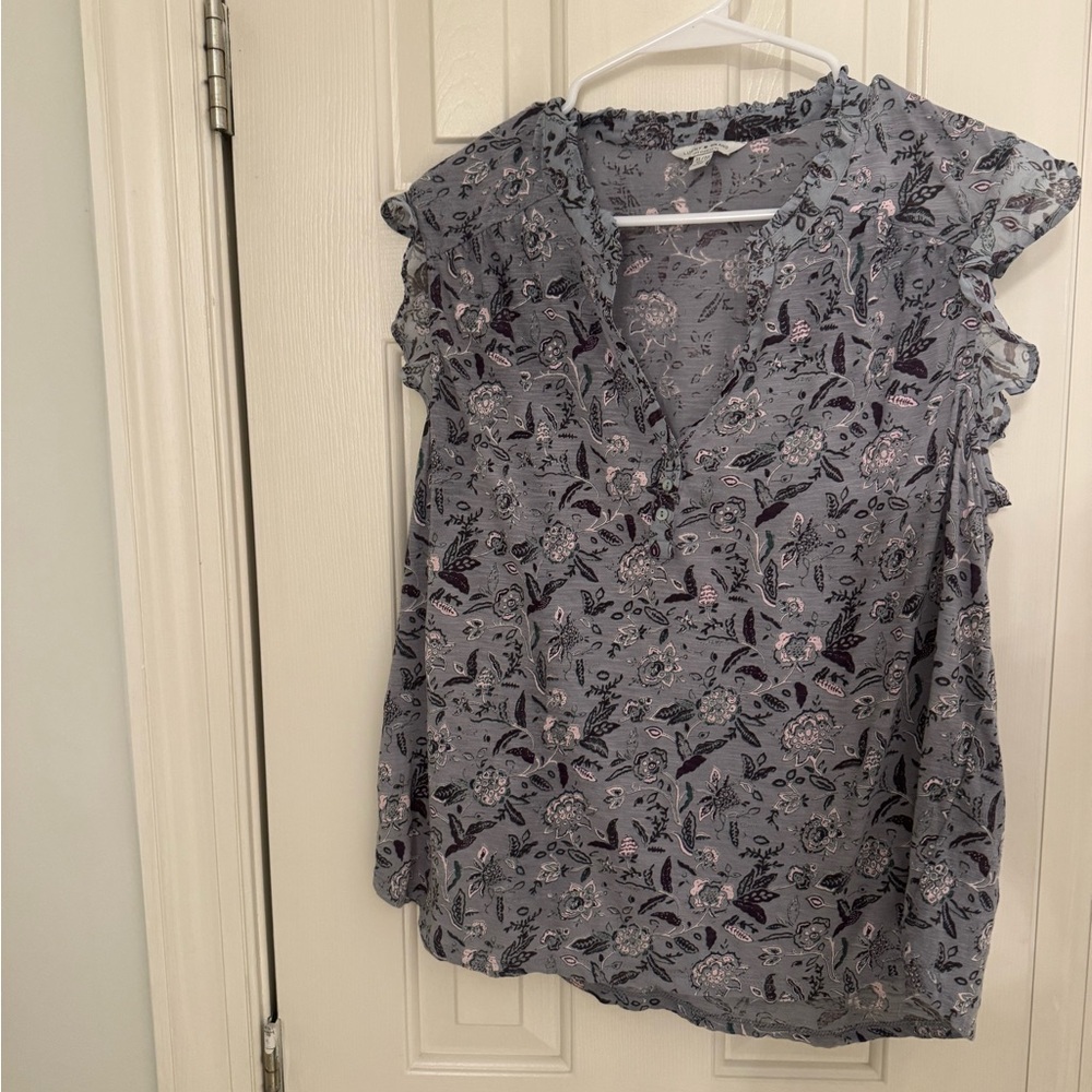 Lucky Brand Gray Ruffled Sleeveless Blouse